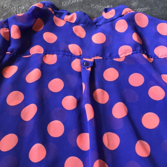 Women’s sheer high-low top - Picture 8 of 11